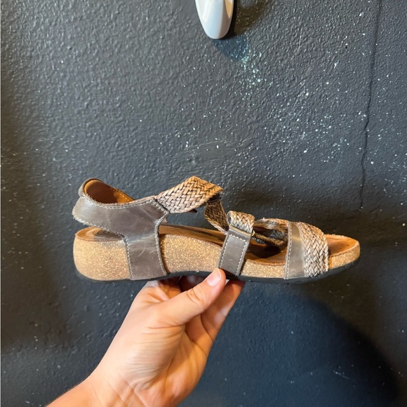 Taos Brown Comfort Sandals with Adjustable Straps - Picture 6 of 8